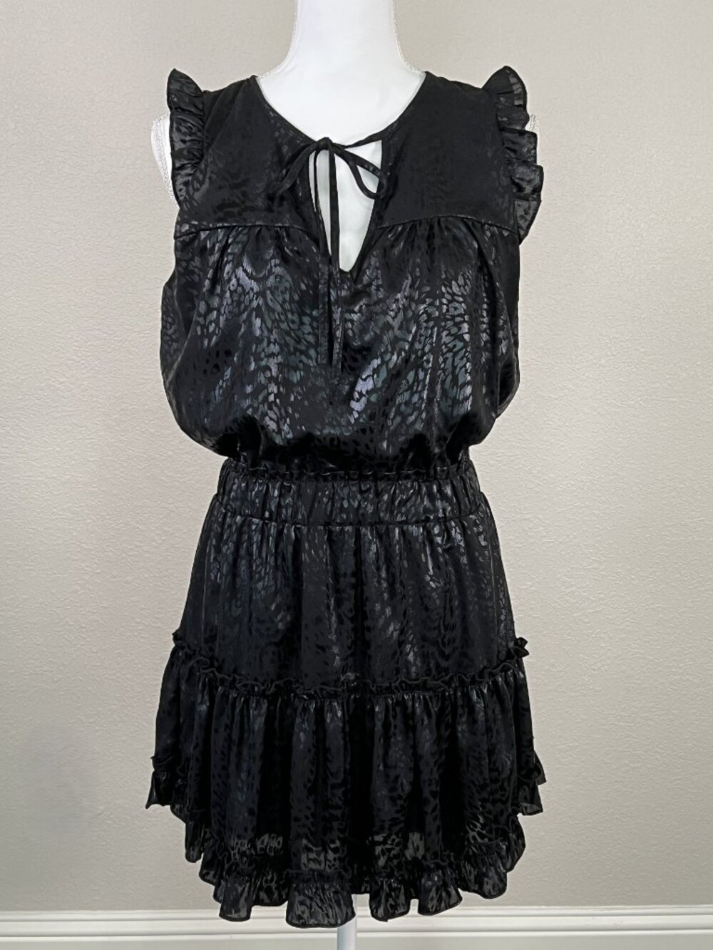 The Impeccable Pig Women’s Sz Small Black Animal Print Short Party Dress